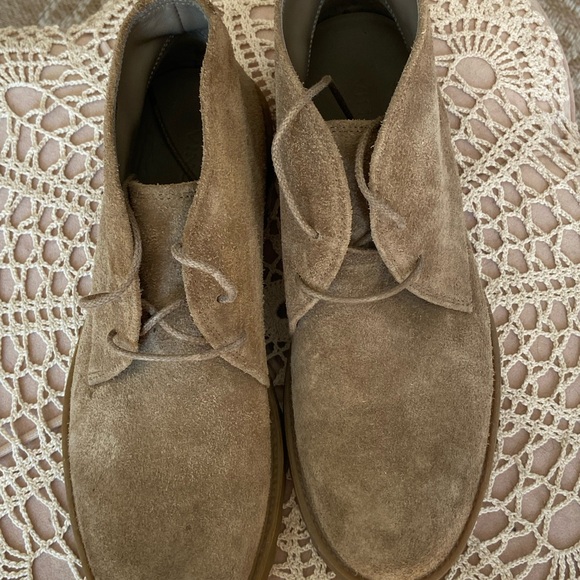 New Vince men’s booties never worn - Picture 2 of 5